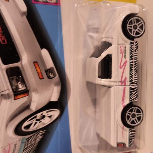 B23 Hot Wheels 1991GMC SYCLONE CHEVROLET PICKUP - Picture 2 of 3